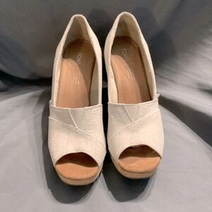 Tom’s wedge heeled espadrille shoes